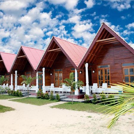 Elegant Green Beach Resort Triquinimale Exterior foto