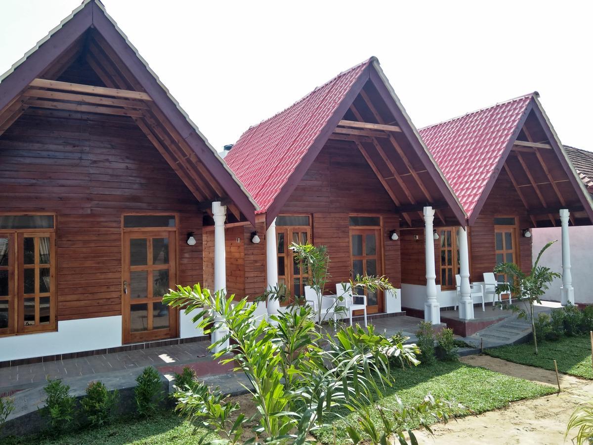Elegant Green Beach Resort Triquinimale Exterior foto