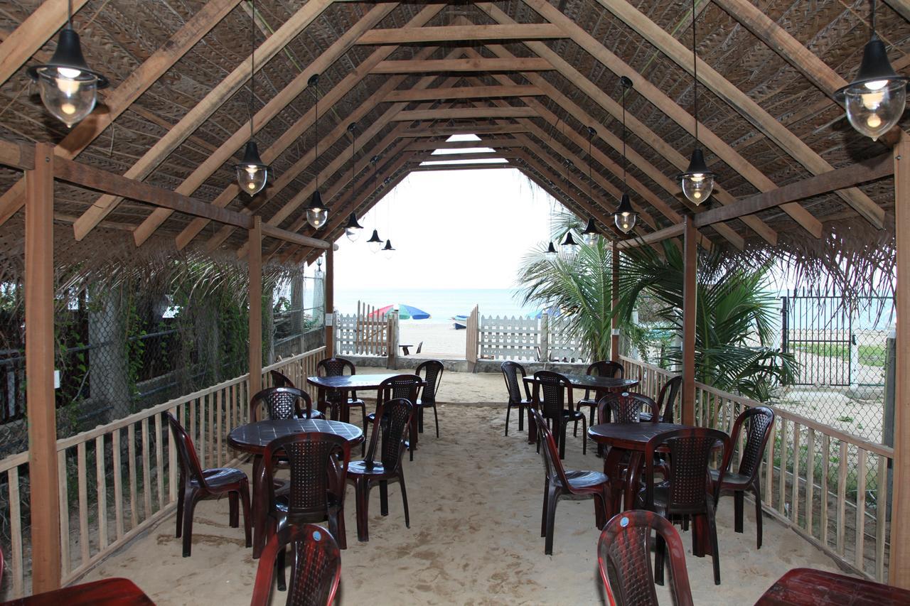 Elegant Green Beach Resort Triquinimale Exterior foto