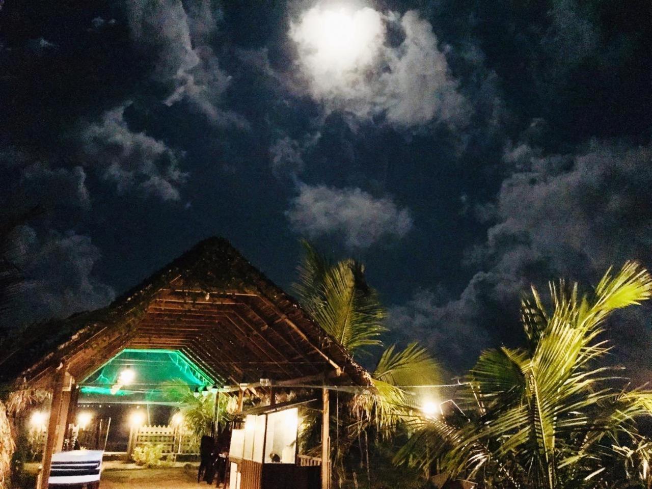 Elegant Green Beach Resort Triquinimale Exterior foto
